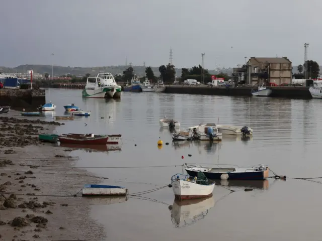 Houthis Tighten Grip on Bab el-Mandeb Strait