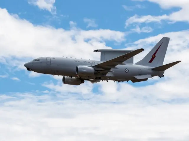 E-7ウェッジテイル計画を支える議会の予算措置