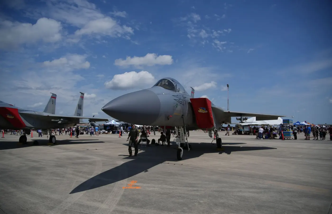 日本配備向け初のF-15EX、ボーイング工場を出発